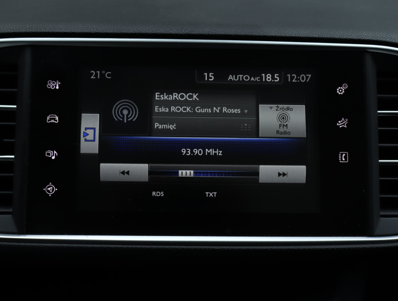 Peugeot 308, 2015