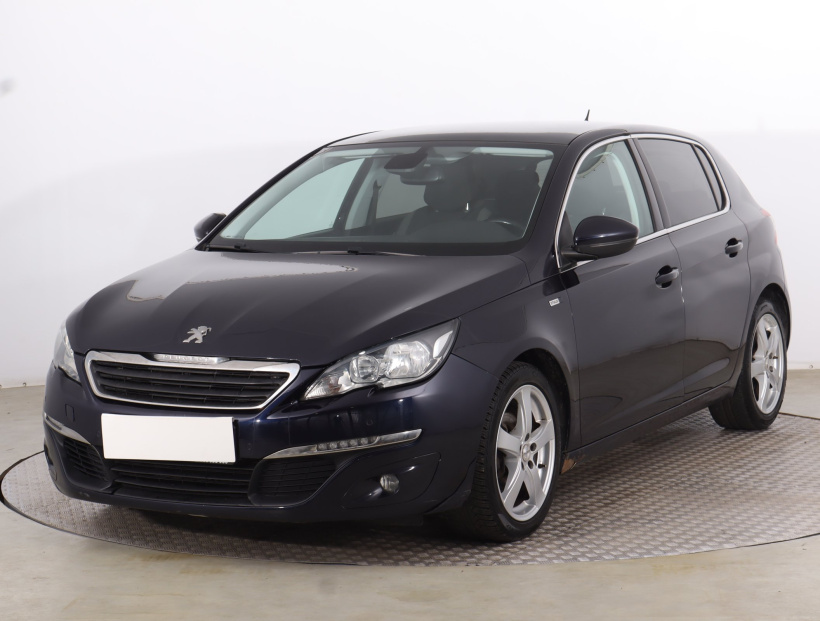 Peugeot 308, 2015