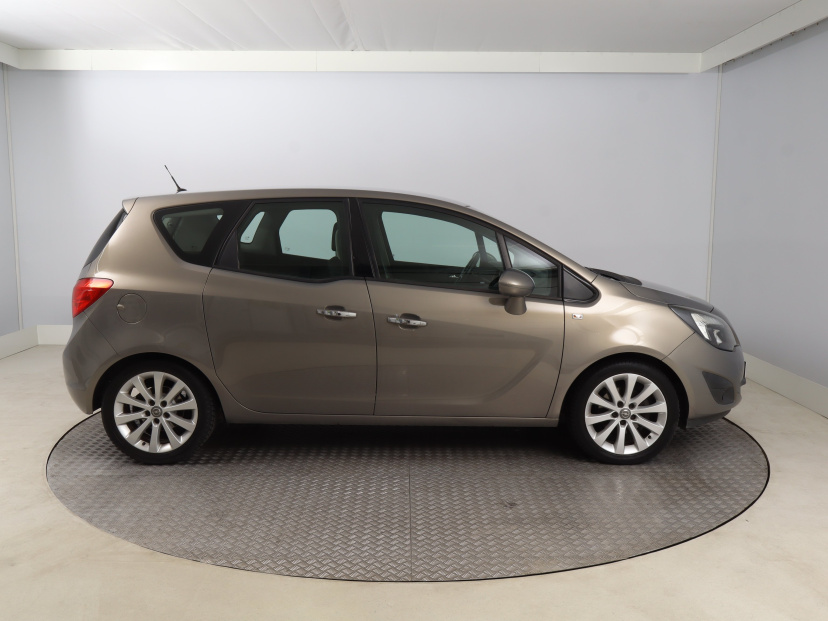 Opel Meriva, 2013
