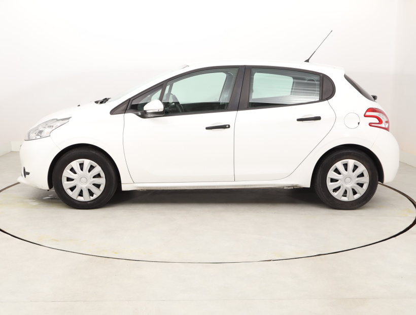 Peugeot 208, 2014