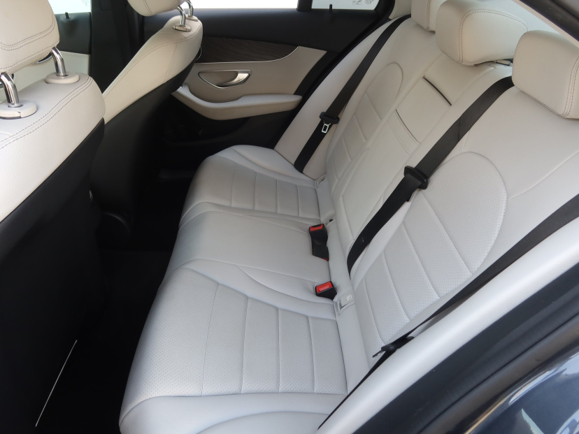 Mercedes-Benz C, 2016
