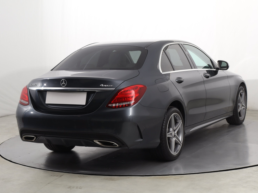 Mercedes-Benz C, 2016