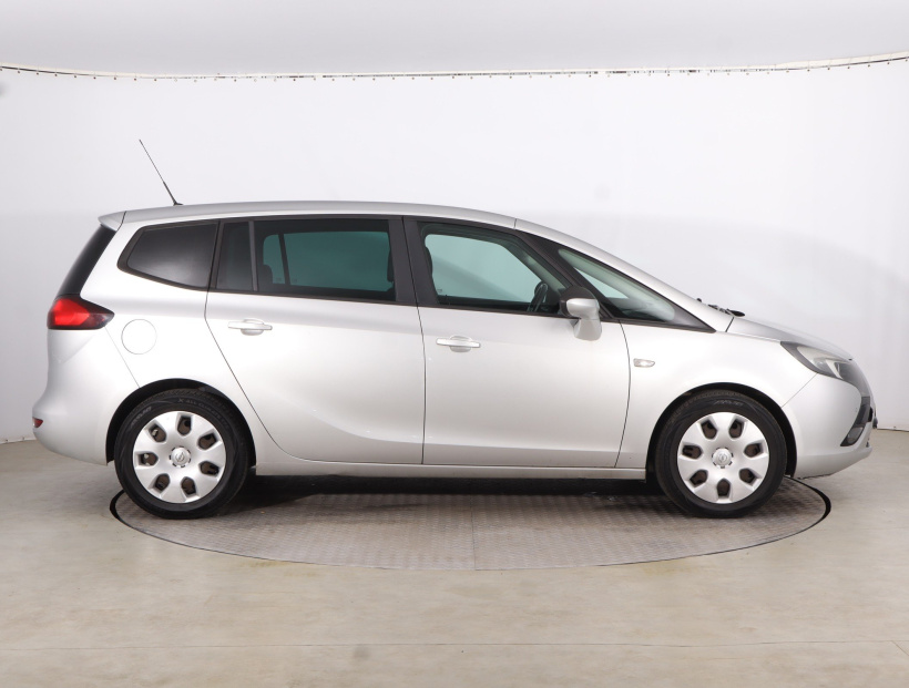 Opel Zafira, 2012