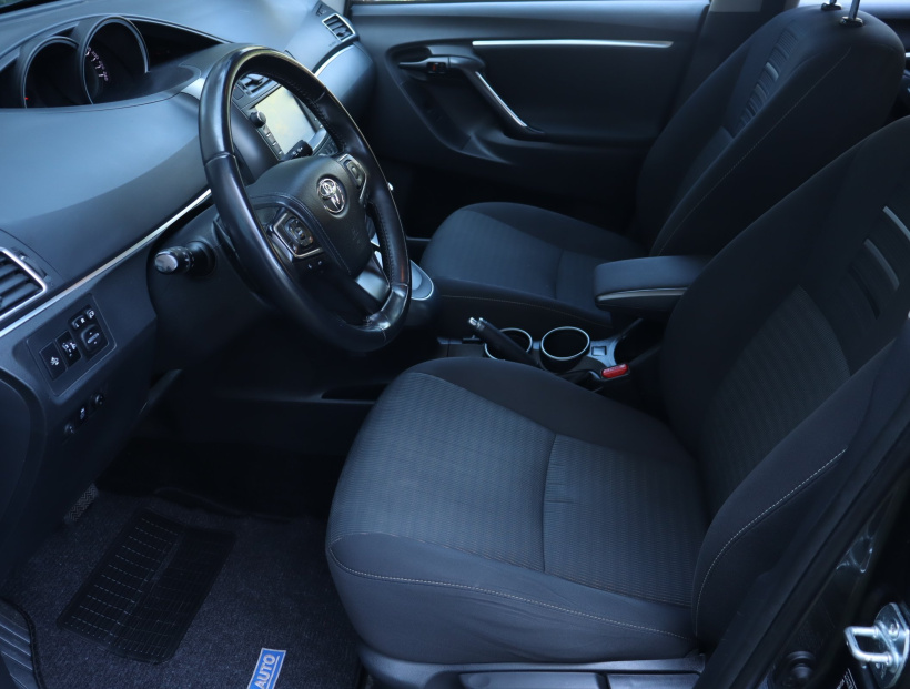 Toyota Verso, 2017