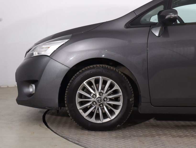 Toyota Verso, 2017