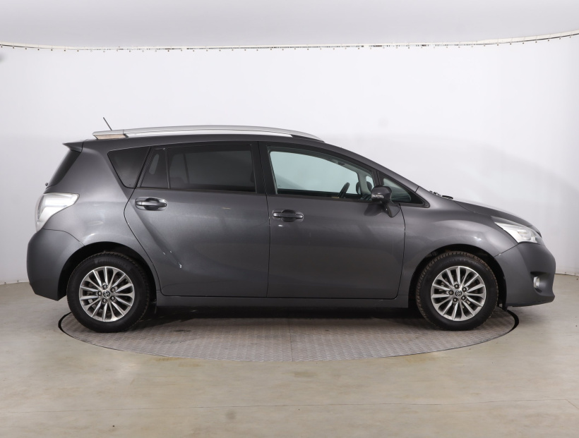 Toyota Verso, 2017