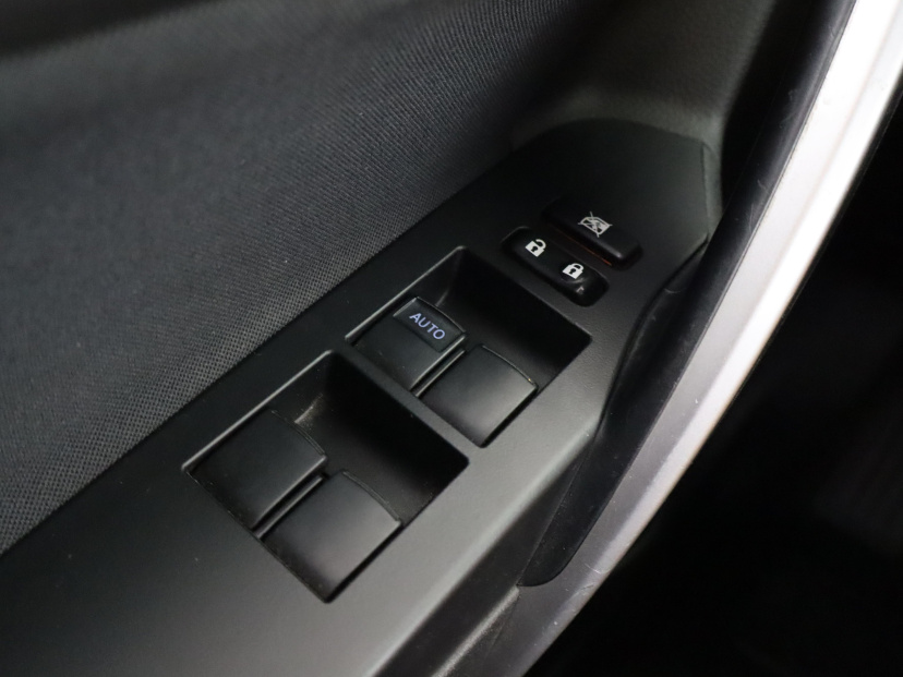 Toyota Auris, 2014
