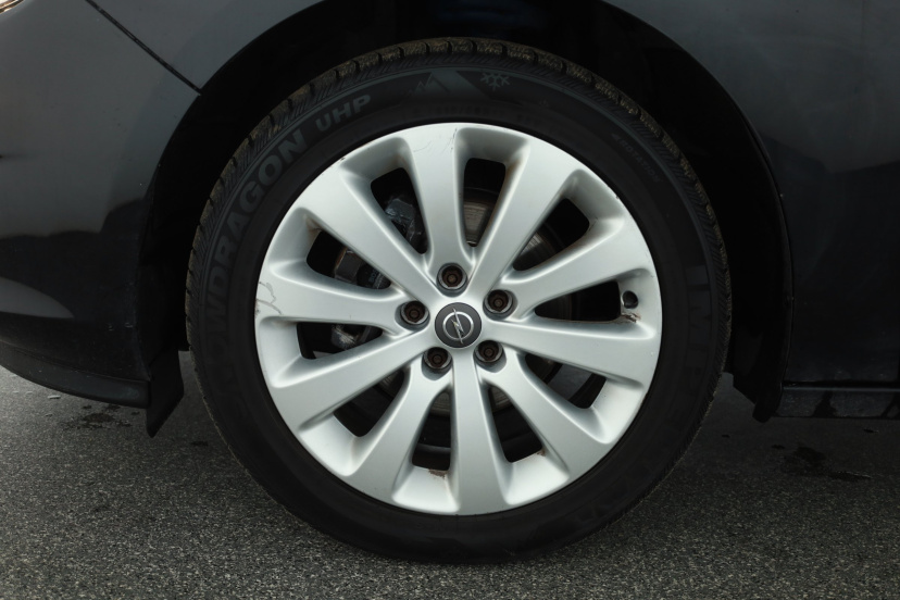 Opel Astra, 2011