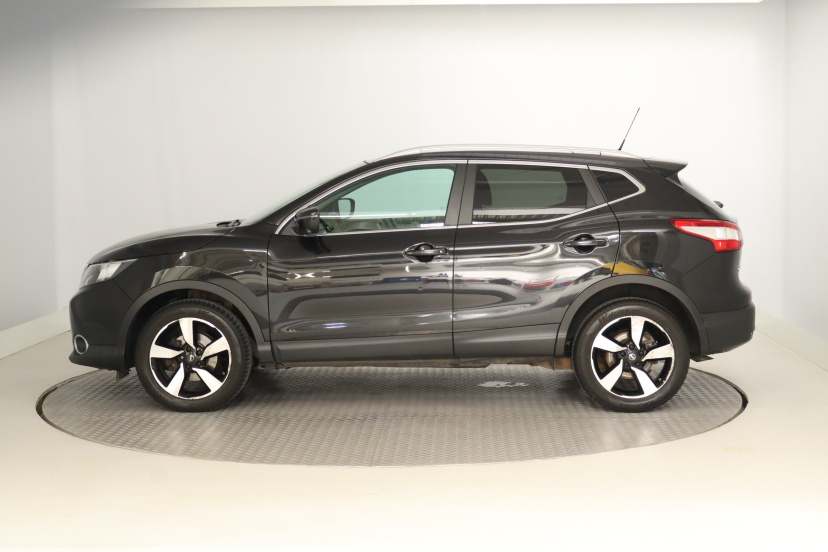 Nissan Qashqai, 2015