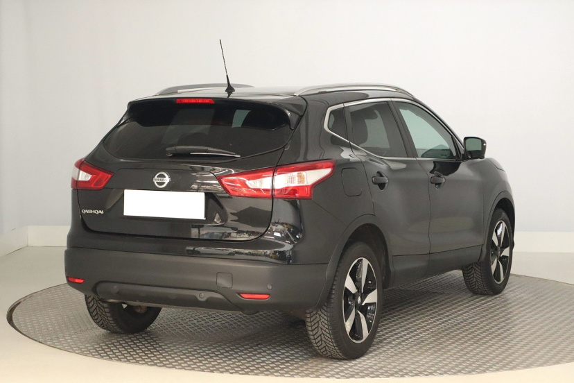 Nissan Qashqai, 2015