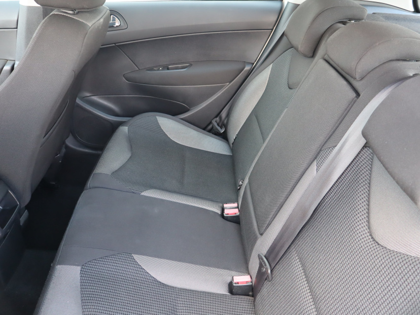 Peugeot 308, 2013