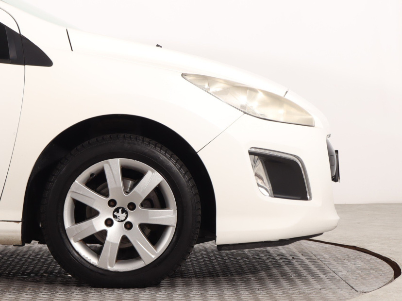 Peugeot 308, 2013