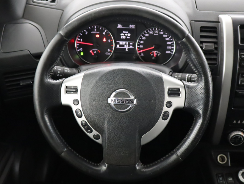 Nissan X-Trail, 2011