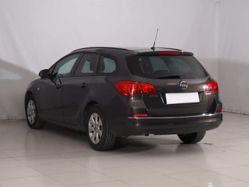Opel Astra, 2014