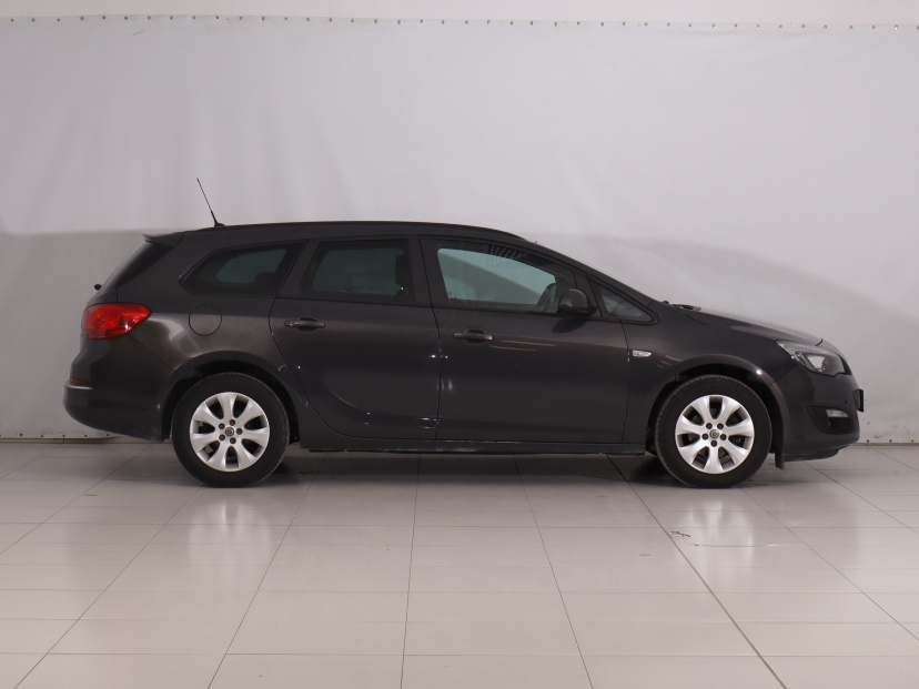 Opel Astra, 2014