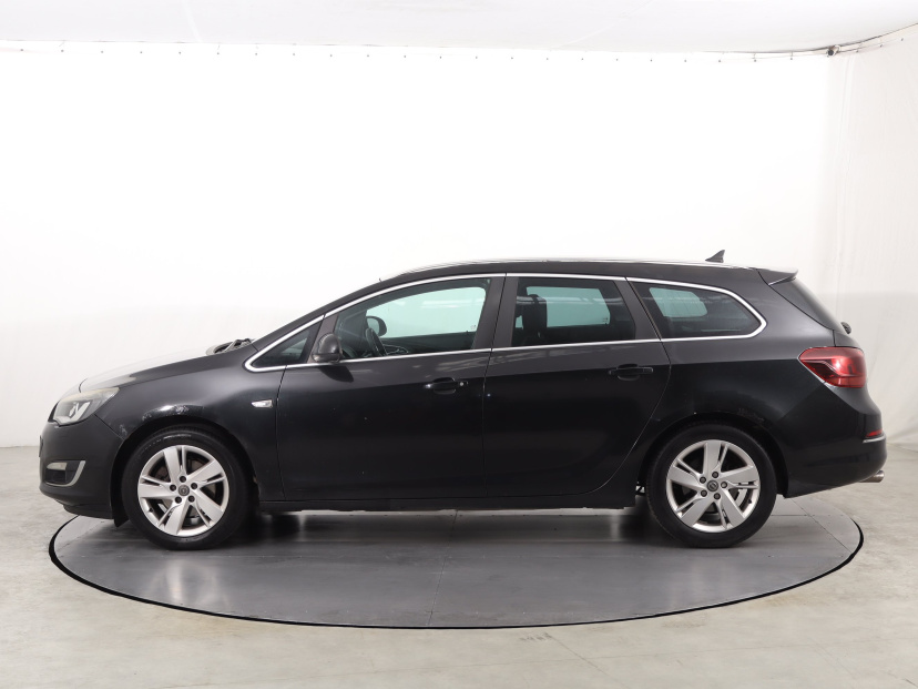 Opel Astra, 2012