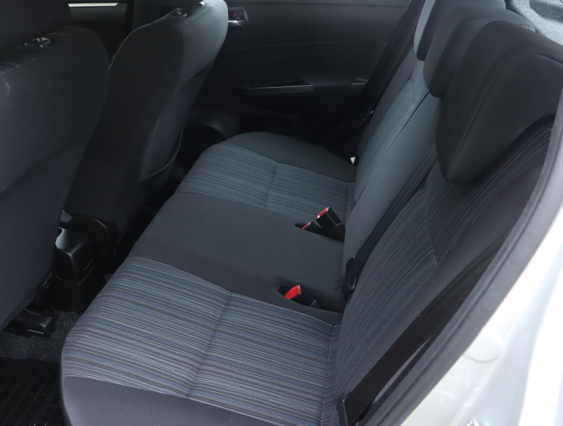 Suzuki Swift, 2016