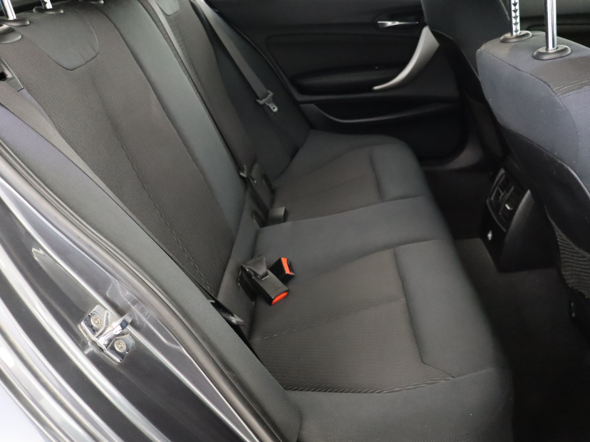 BMW 1, 2012