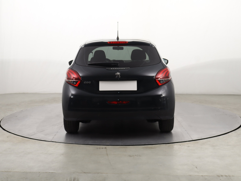 Peugeot 208, 2019