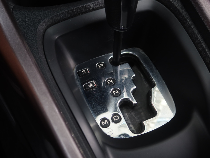 Peugeot 2008, 2014