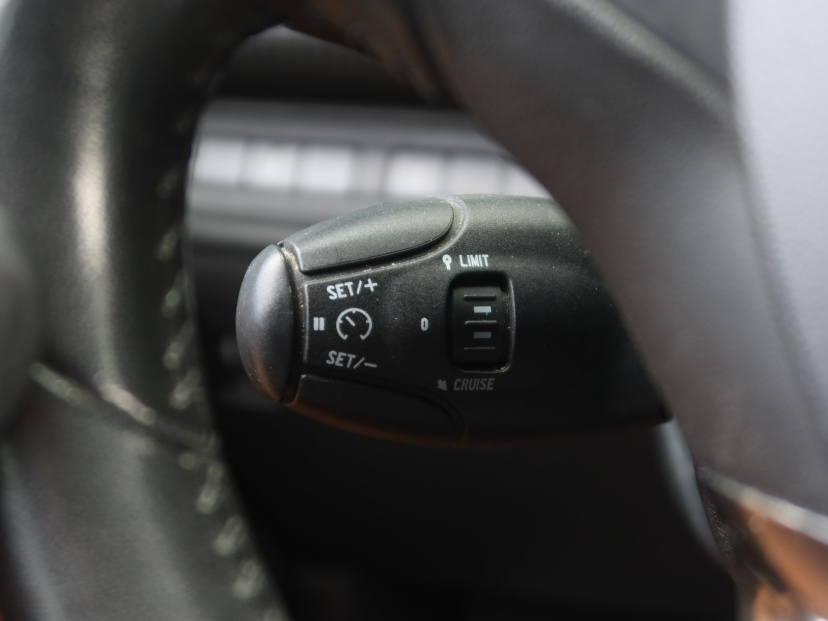 Peugeot 2008, 2014