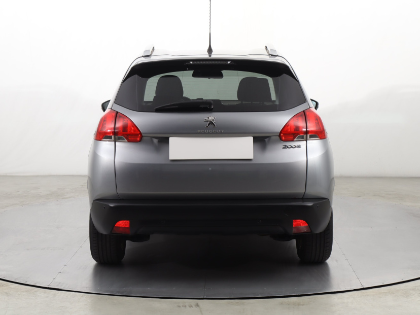 Peugeot 2008, 2014