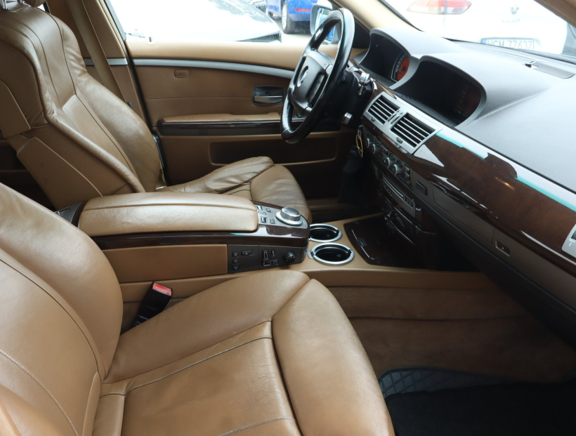 BMW 7, 2005