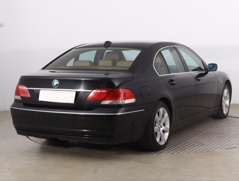 BMW 7, 2005