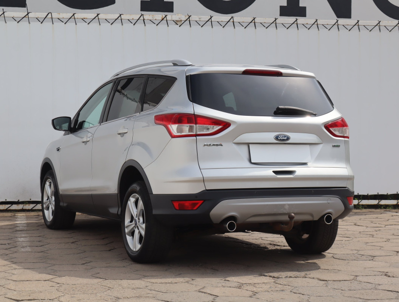 Ford Kuga, 2015