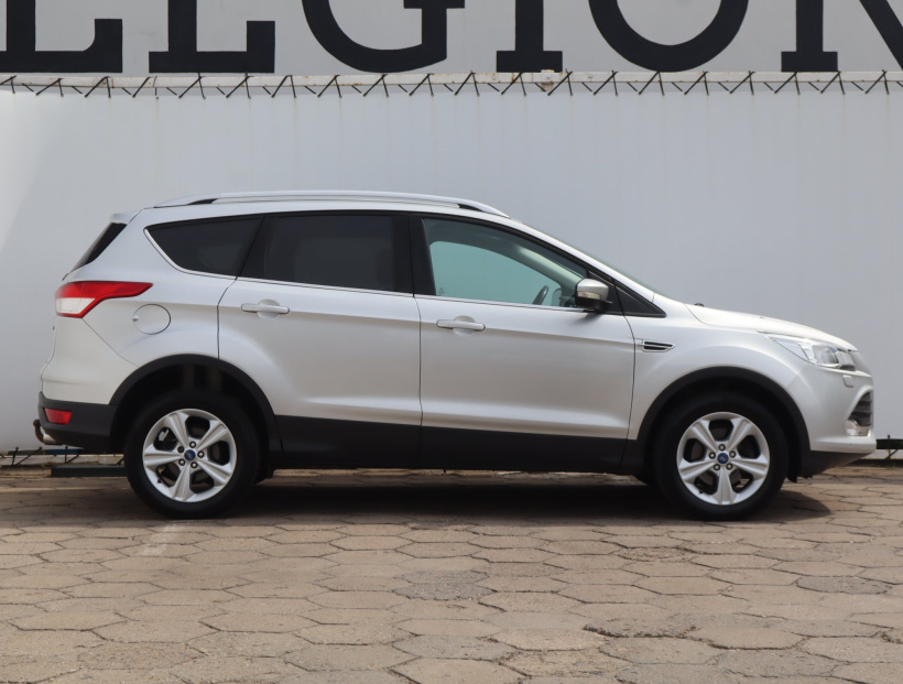 Ford Kuga, 2015