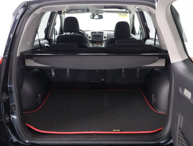 Toyota RAV 4, 2010