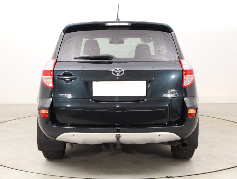 Toyota RAV 4, 2010