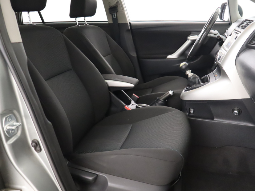 Toyota Verso, 2012