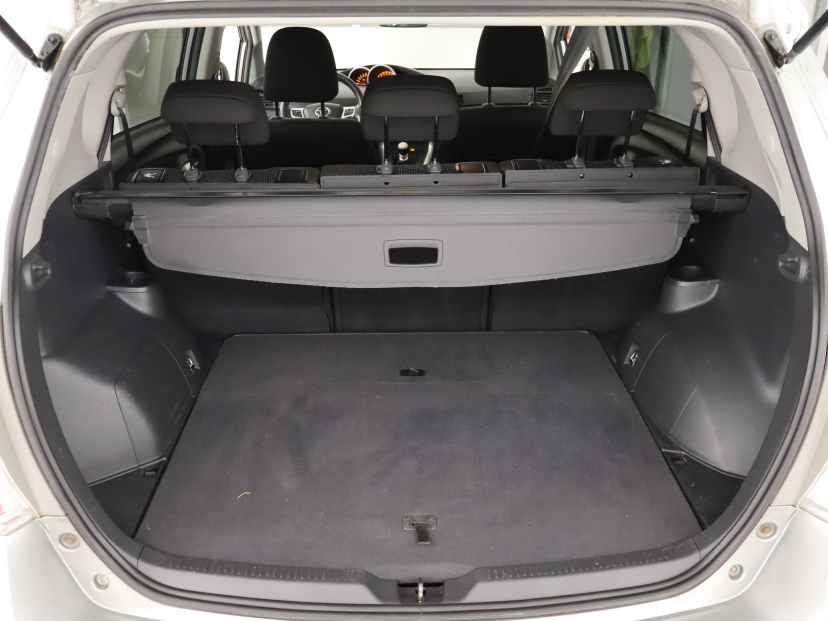 Toyota Verso, 2012