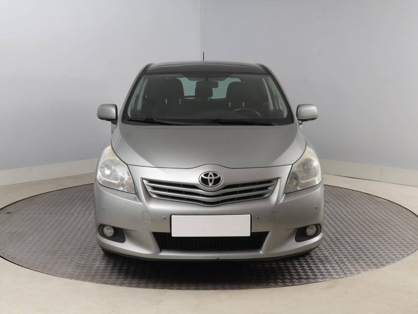 Toyota Verso, 2012