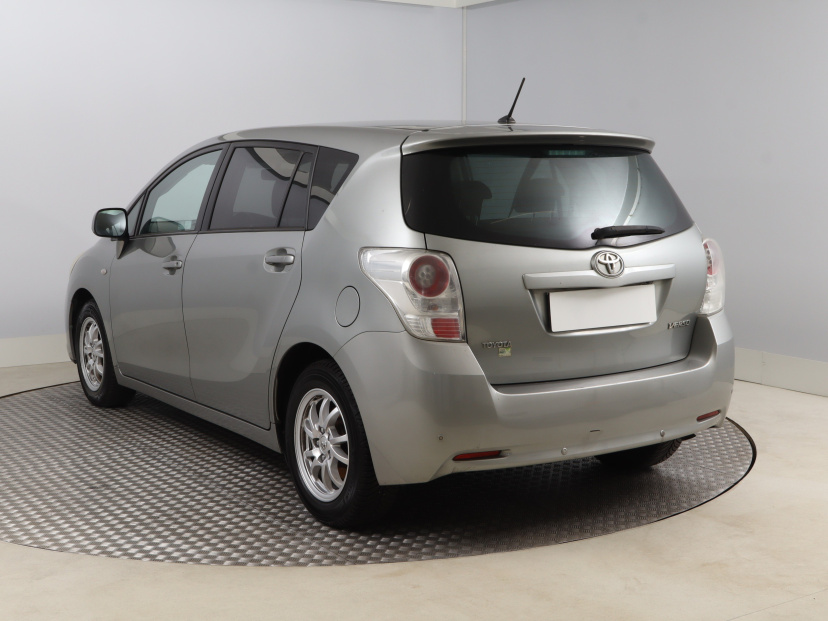Toyota Verso, 2012