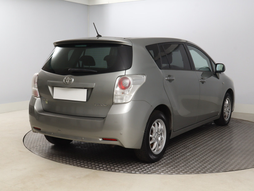 Toyota Verso, 2012