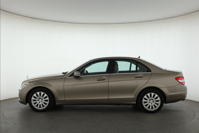 Mercedes-Benz C, 2009