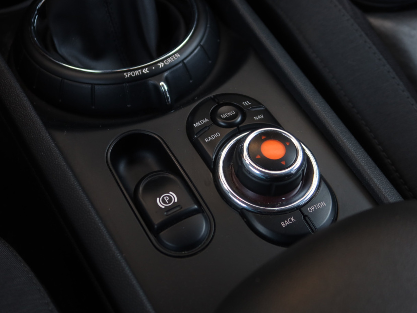 MINI Clubman, 2016