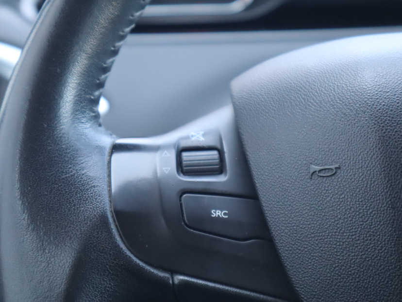 Peugeot 208, 2014