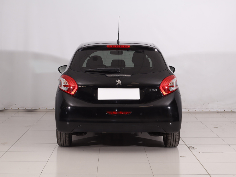 Peugeot 208, 2014