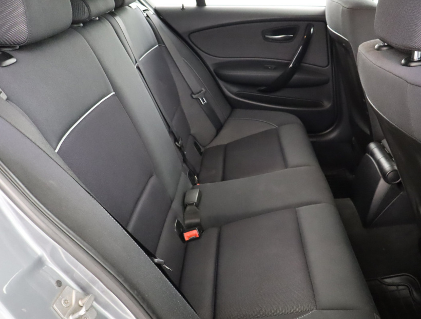 BMW 1, 2011