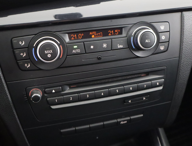 BMW 1, 2011