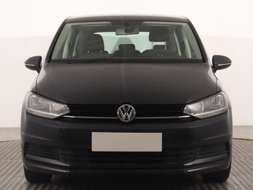 Volkswagen Touran, 2016