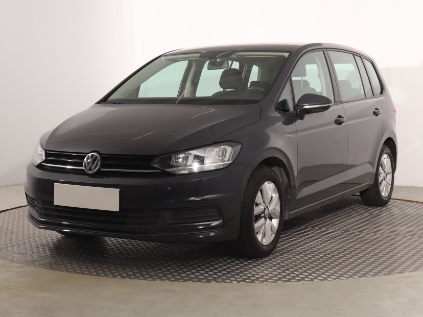 Volkswagen Touran, 2016