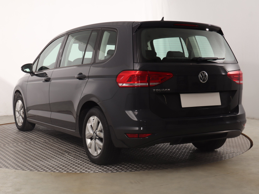 Volkswagen Touran, 2016