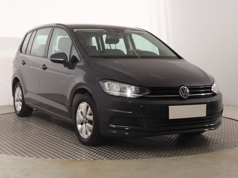 Volkswagen Touran, 2016