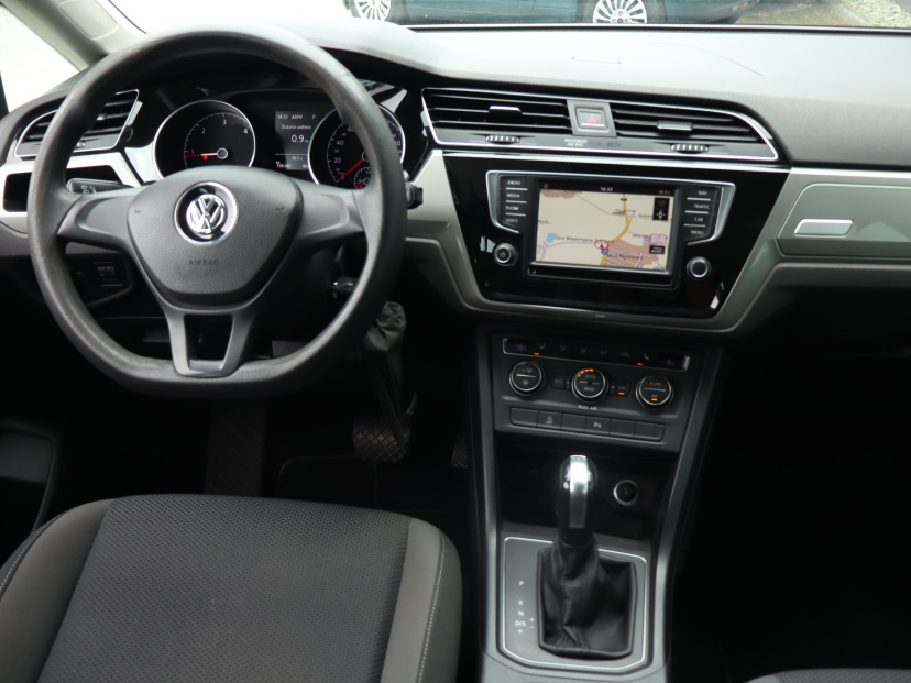 Volkswagen Touran, 2016