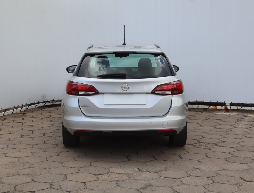 Opel Astra, 2021