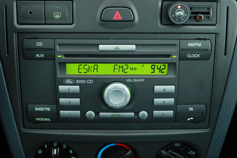 Ford Fusion, 2011